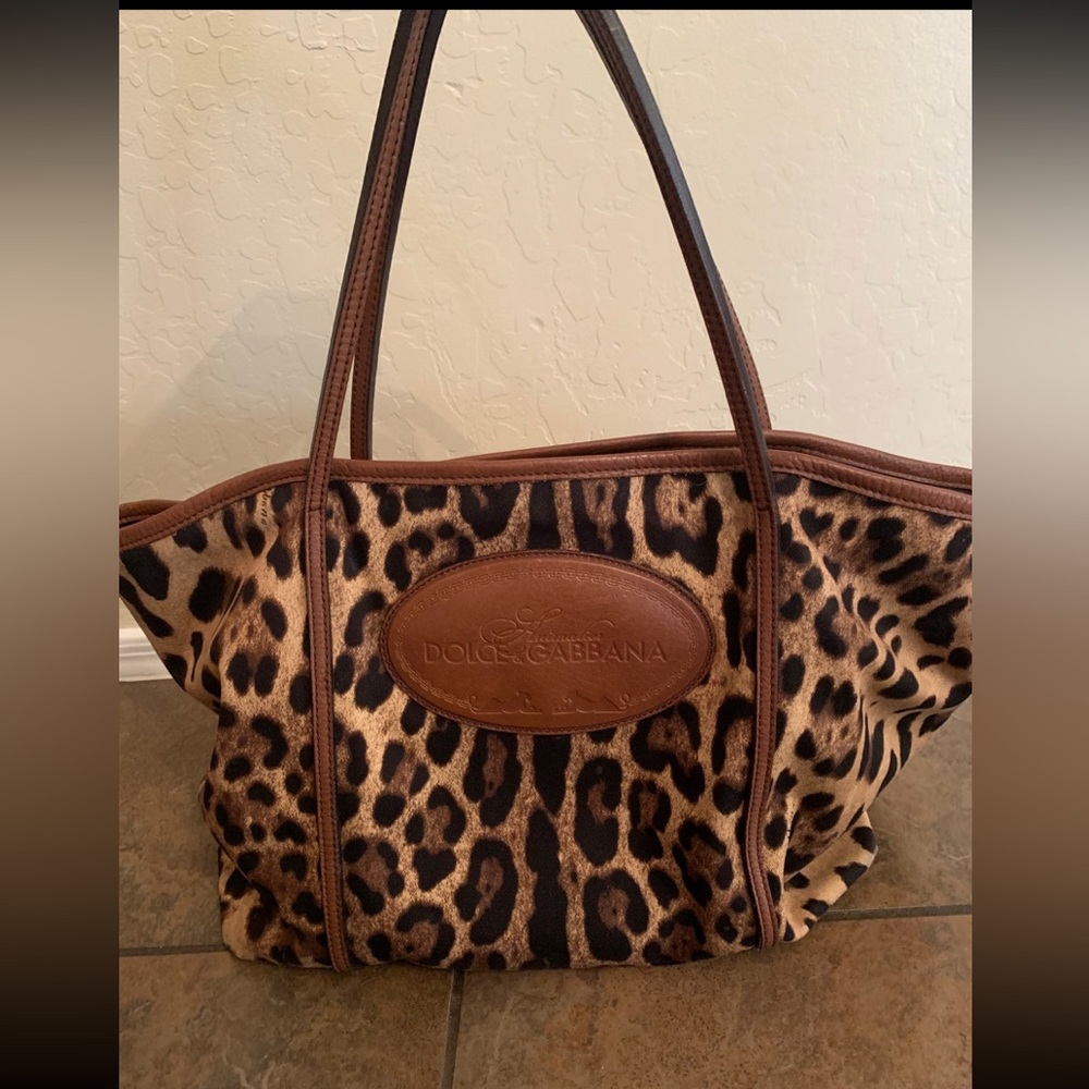 Authetic Dolce and Gabbana Animalier tote